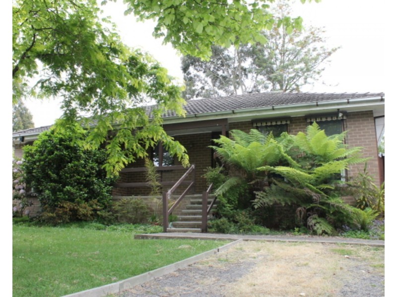 5 Kemp Avenue, Mount Evelyn VIC 3796