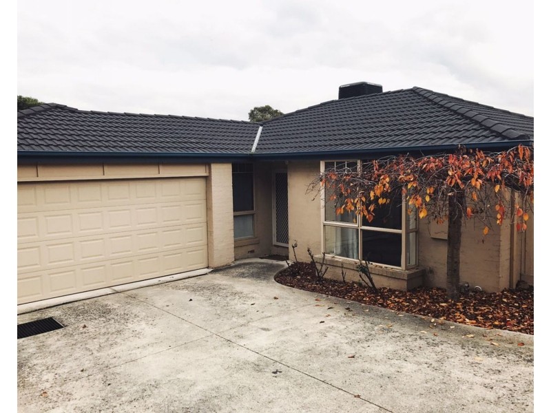 2/21 Jennings Road, Bayswater North VIC 3153