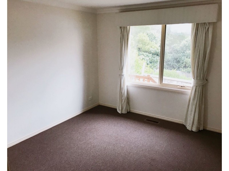 2/21 Jennings Road, Bayswater North VIC 3153