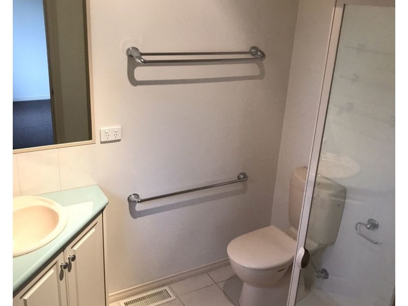 2/21 Jennings Road, Bayswater North VIC 3153