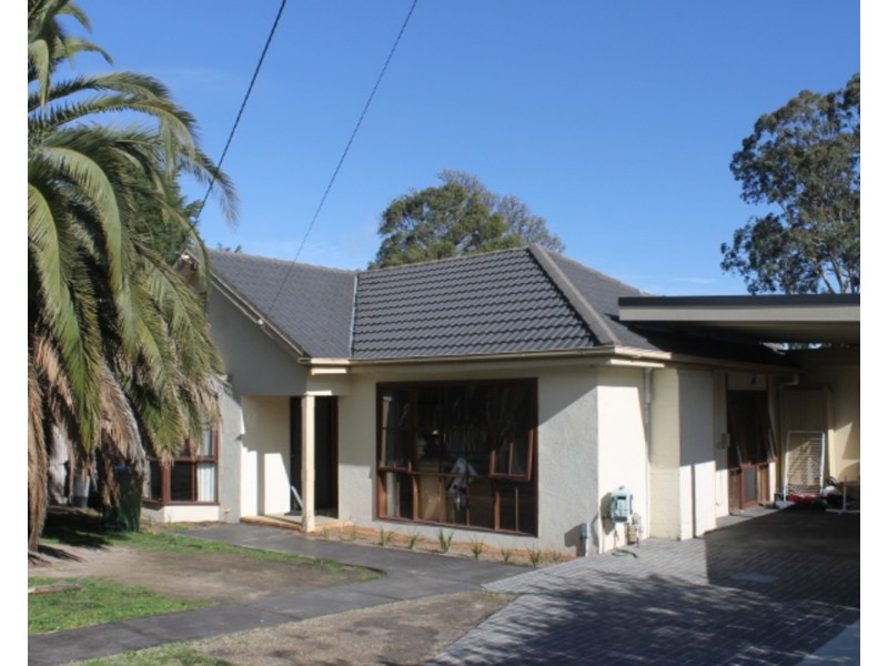 17 Bartlett Avenue, Croydon VIC 3136