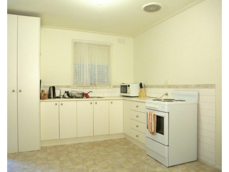 17 Durham Road, Kilsyth VIC 3137