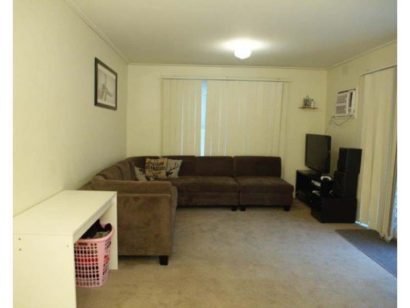 17 Durham Road, Kilsyth VIC 3137