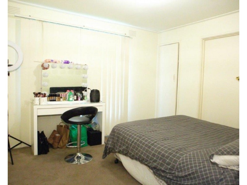 17 Durham Road, Kilsyth VIC 3137