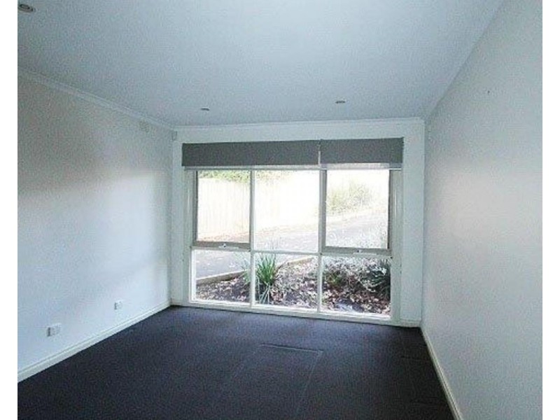 38 Glen Dhu Road, Kilsyth VIC 3137