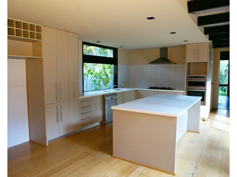 8 Wedderburn Avenue, Mount Evelyn VIC 3796