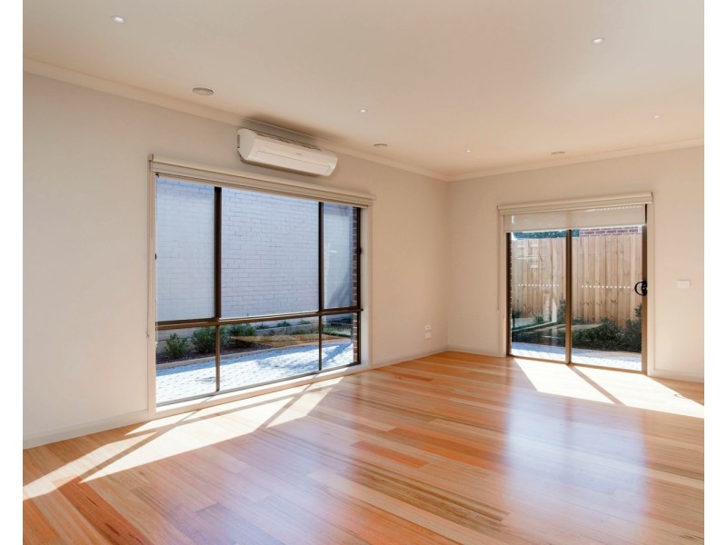 17 Gladstone Street, Lilydale VIC 3140