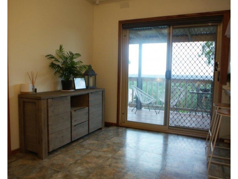 2 Chippendale Court, Chirnside Park VIC 3116