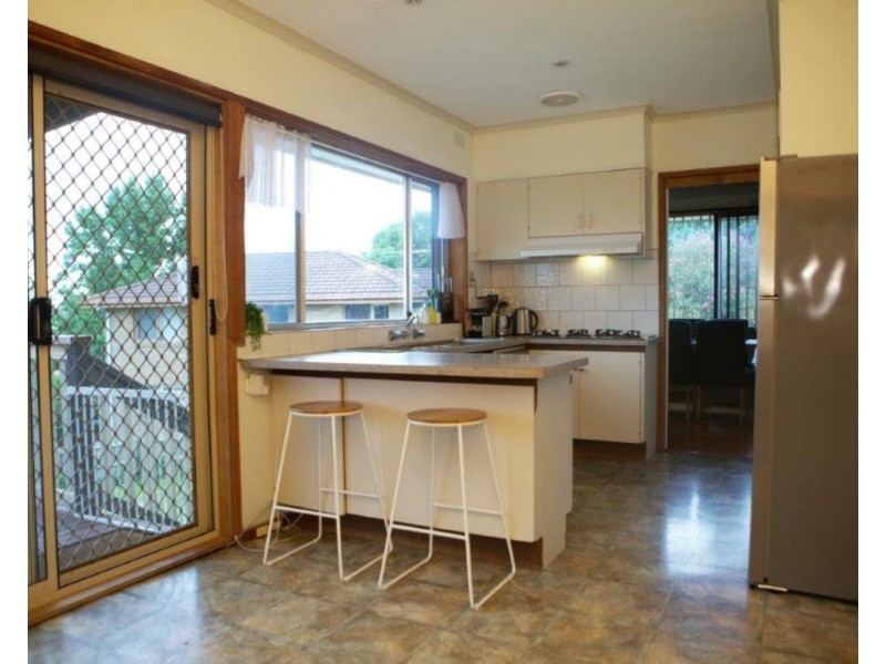 2 Chippendale Court, Chirnside Park VIC 3116