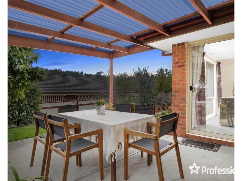 2/54 Bristol Crescent, Lilydale VIC 3140