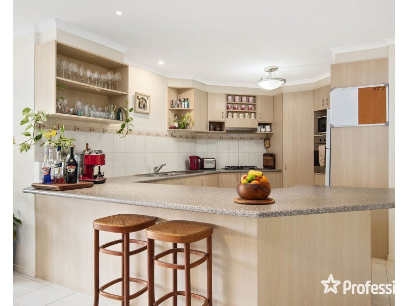 2/54 Bristol Crescent, Lilydale VIC 3140