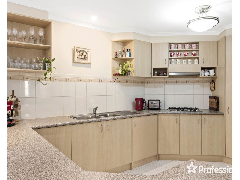 2/54 Bristol Crescent, Lilydale VIC 3140