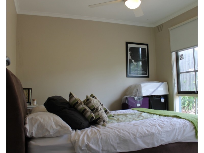 11 Weymar Crescent, Wandin North VIC 3139