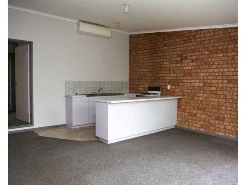 2/10 Nicholas Street, Lilydale VIC 3140