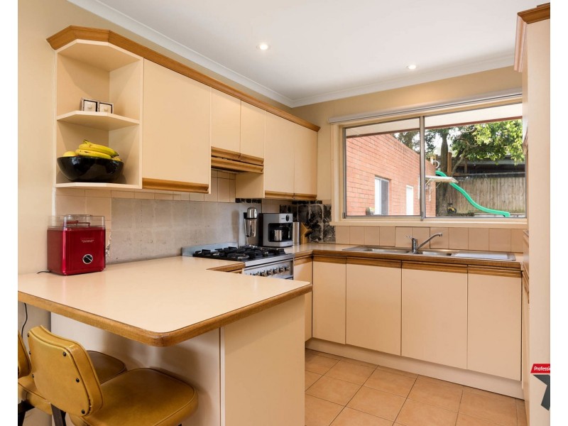 52 Terrigal Crescent, Kilsyth VIC 3137