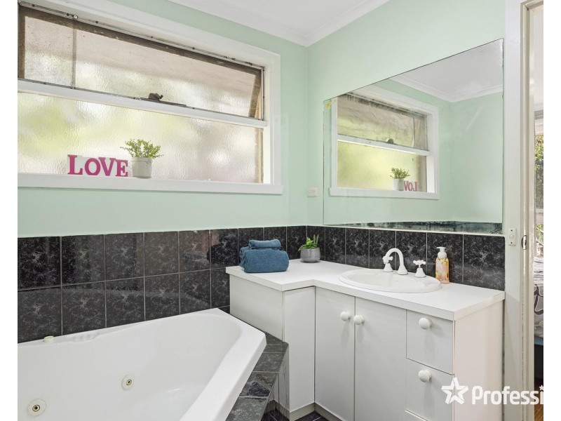 4 Closter Court, Lilydale VIC 3140