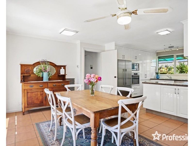 13 Frances Avenue, Yarra Glen VIC 3775