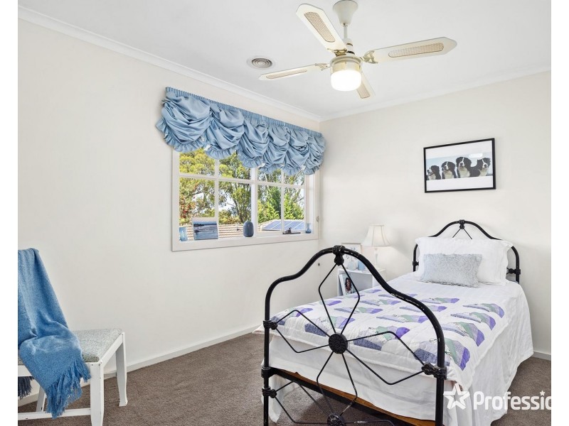 13 Frances Avenue, Yarra Glen VIC 3775