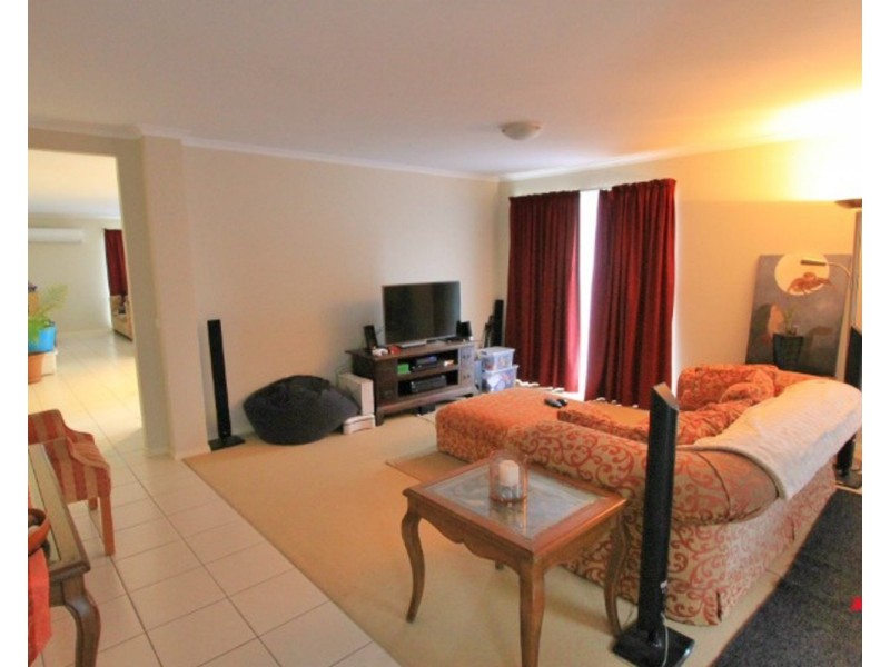 38 Pinoak Drive, Yarra Glen VIC 3775