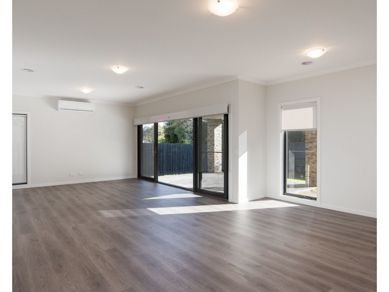 1/6 Cherylnne Crescent, Kilsyth VIC 3137