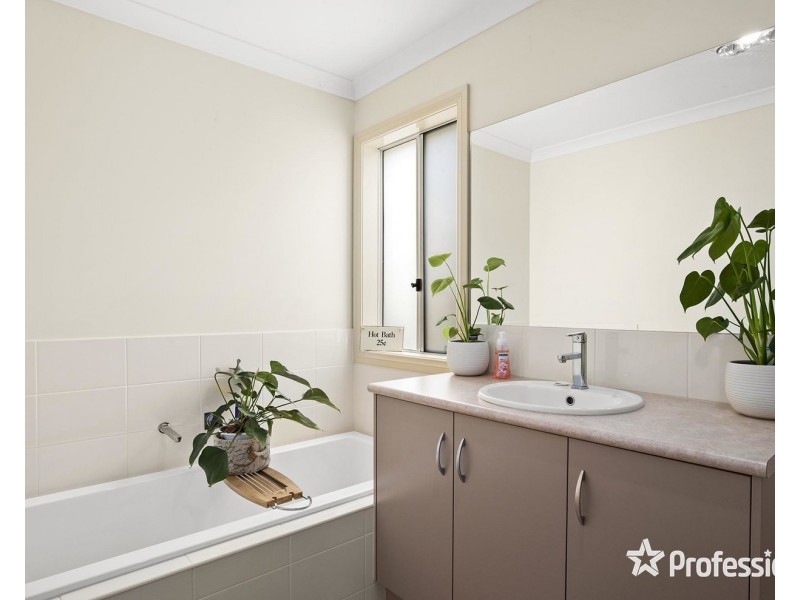 49a Morokai Grove, Lilydale VIC 3140