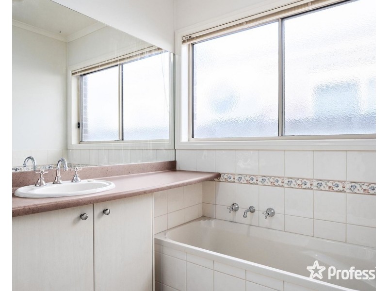 78 Regency Rise, Chirnside Park VIC 3116