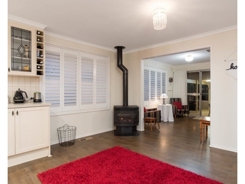 17 Anthony Drive, Chirnside Park VIC 3116