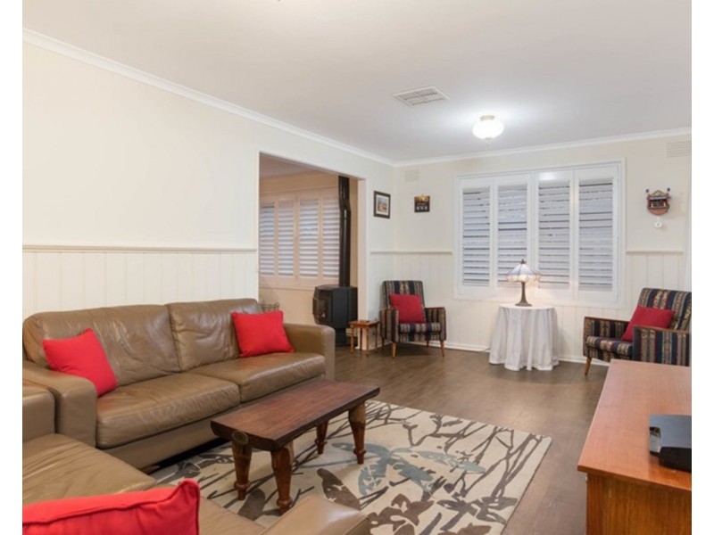 17 Anthony Drive, Chirnside Park VIC 3116