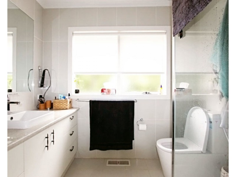 17 Anthony Drive, Chirnside Park VIC 3116