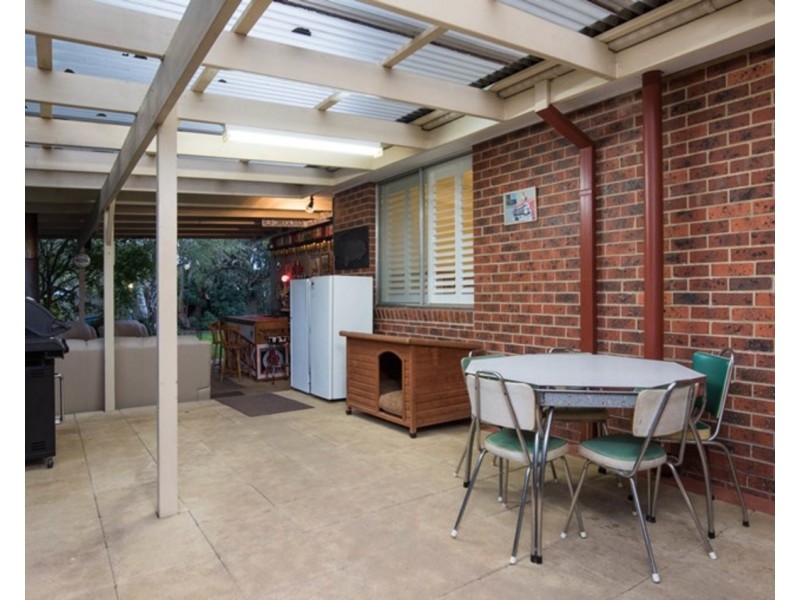 17 Anthony Drive, Chirnside Park VIC 3116