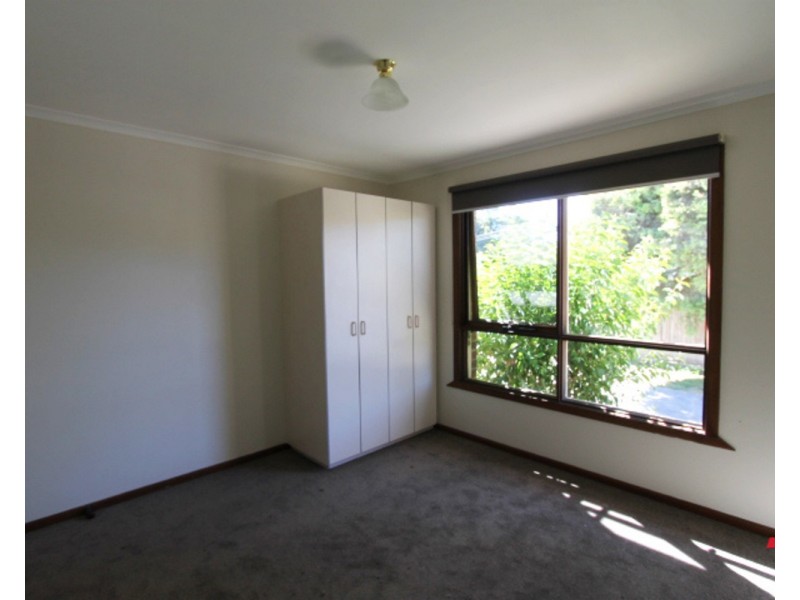 2/16 Gladstone Street, Lilydale VIC 3140
