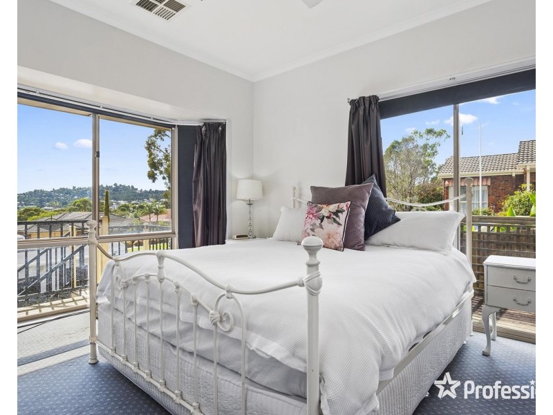 63 Lakeview Drive, Lilydale VIC 3140
