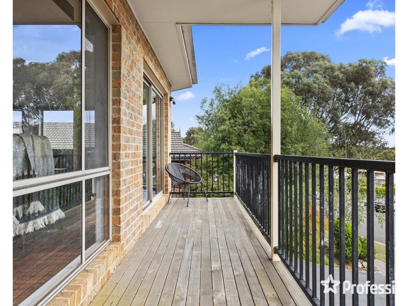 63 Lakeview Drive, Lilydale VIC 3140
