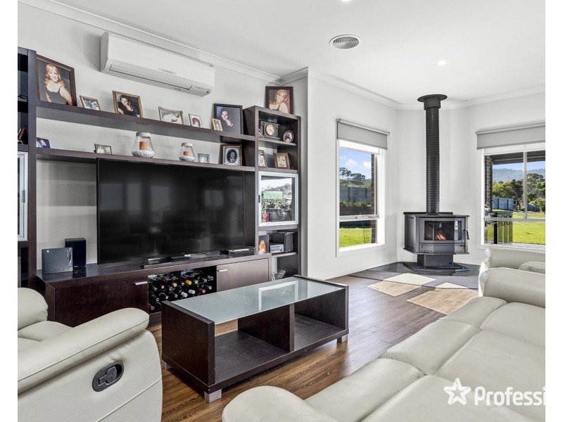 1952 Melba Highway, Dixons Creek VIC 3775