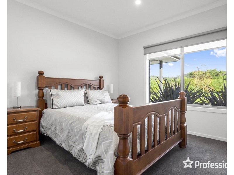 1952 Melba Highway, Dixons Creek VIC 3775