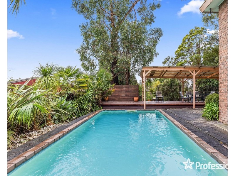 12 Olinda Road, Mount Evelyn VIC 3796