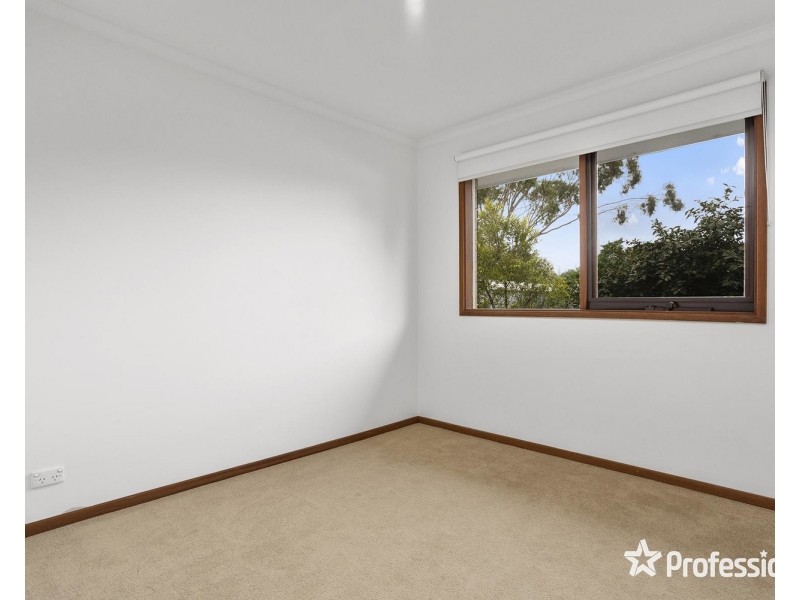 152 Manchester Road, Mooroolbark VIC 3138