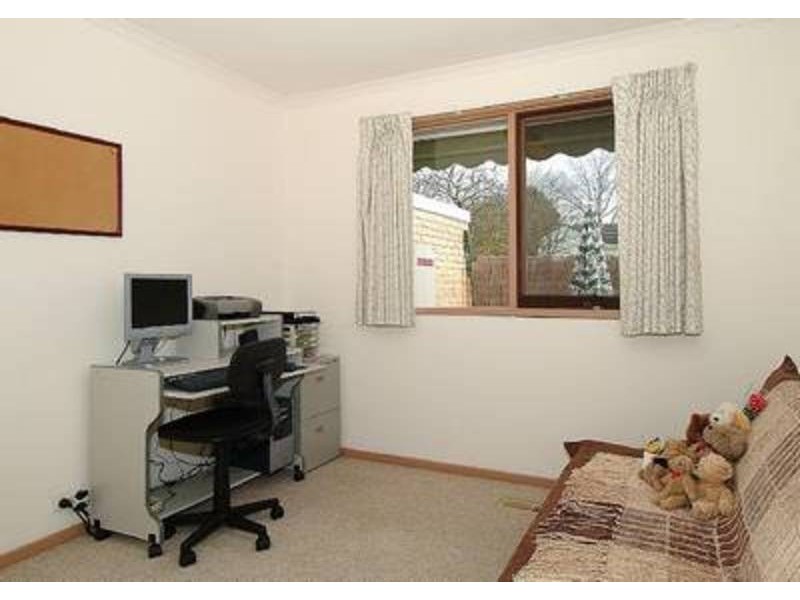 2/23 Mc Comb Street, Lilydale VIC 3140