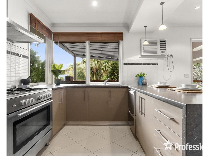 52 Roseman Road, Chirnside Park VIC 3116