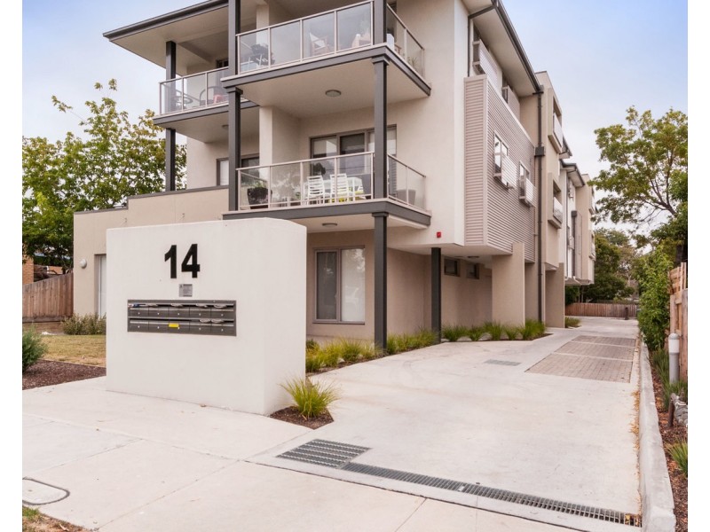 7/14 Landale Avenue, Croydon VIC 3136