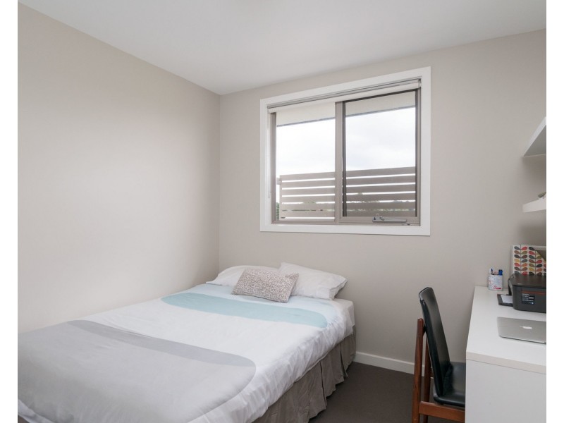 7/14 Landale Avenue, Croydon VIC 3136