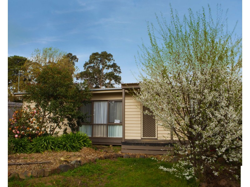27 Switchback Road, Chirnside Park VIC 3116