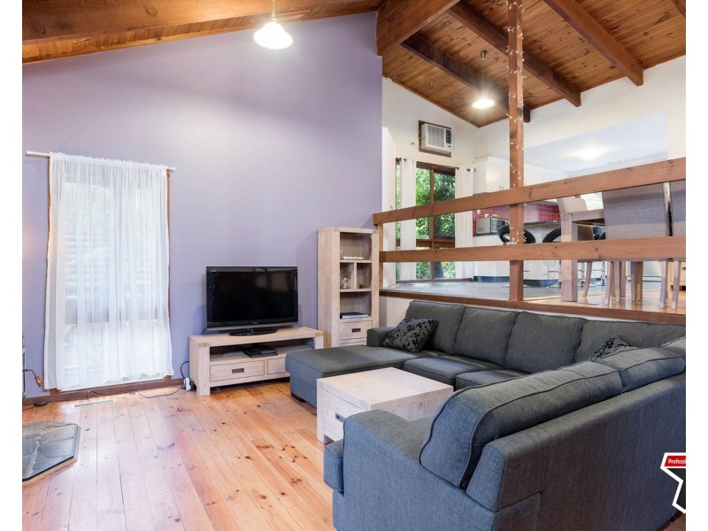 132 Quinn Crescent, Mount Evelyn VIC 3796