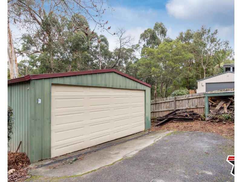 132 Quinn Crescent, Mount Evelyn VIC 3796