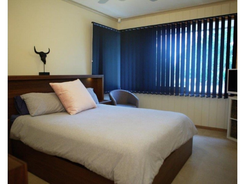 2 Chippendale Court, Chirnside Park VIC 3116