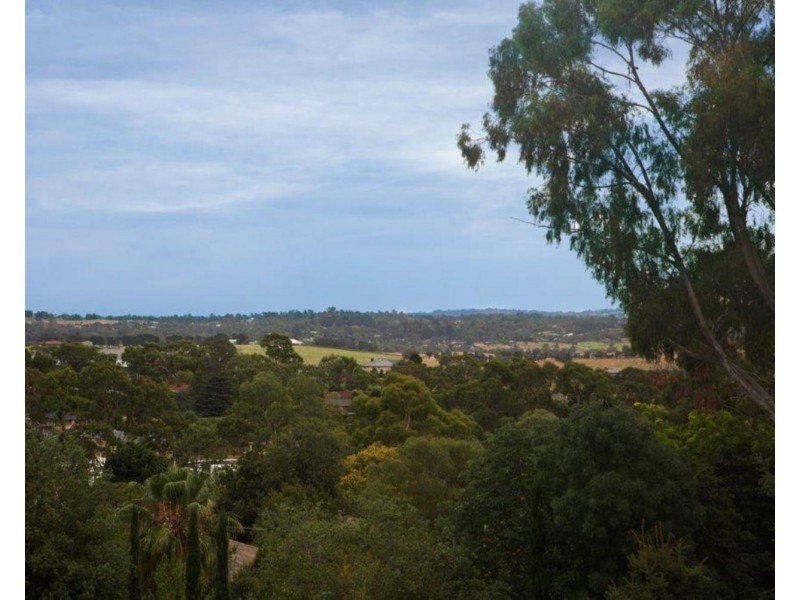 2 Chippendale Court, Chirnside Park VIC 3116