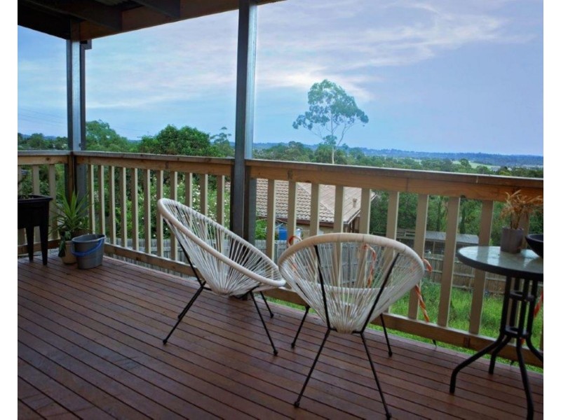 2 Chippendale Court, Chirnside Park VIC 3116