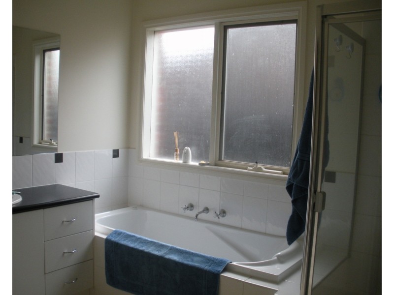 4/12 McComb Street, Lilydale VIC 3140