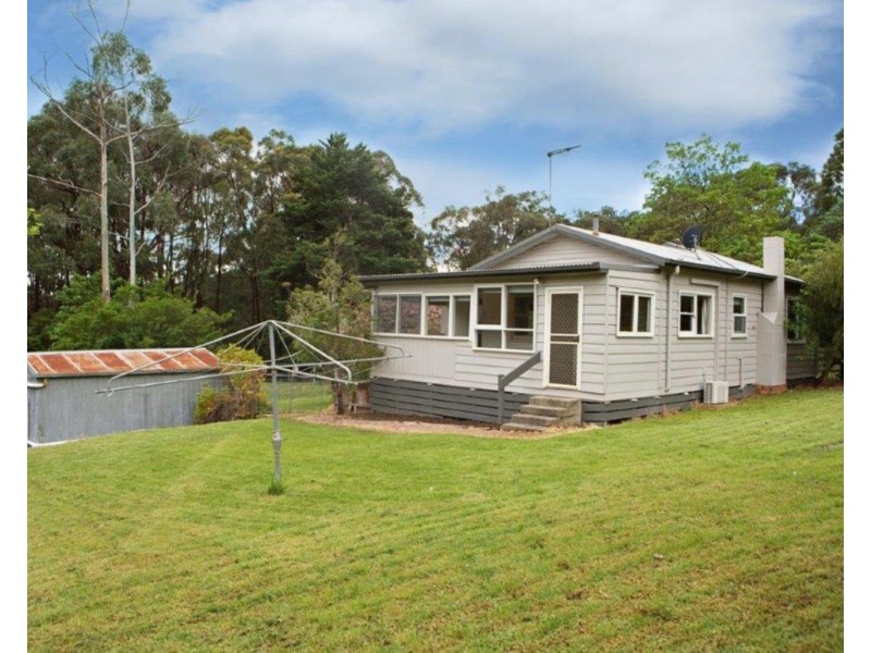 32 Inverness Road, Montrose VIC 3765
