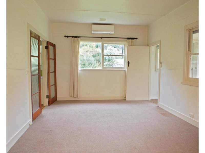 32 Inverness Road, Montrose VIC 3765